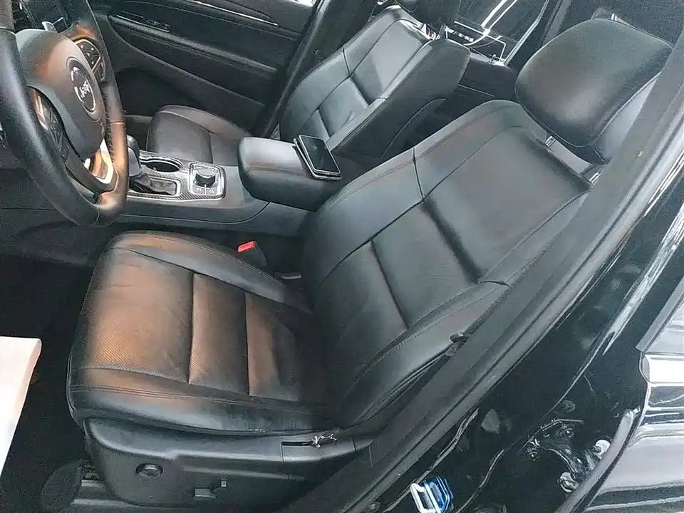 Jeep Grand Cherokee Jeep Grand Cherokee