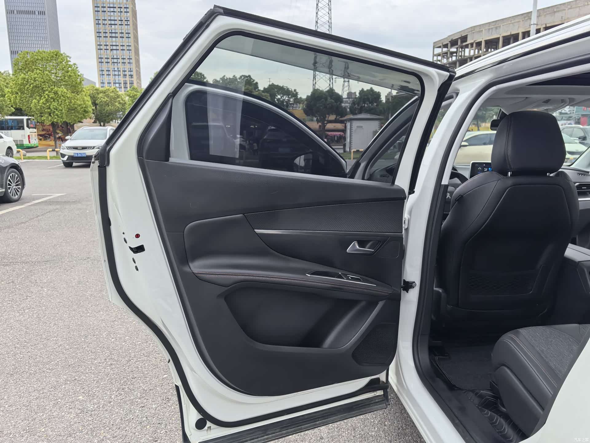 Peugeot 5008, 2019 17