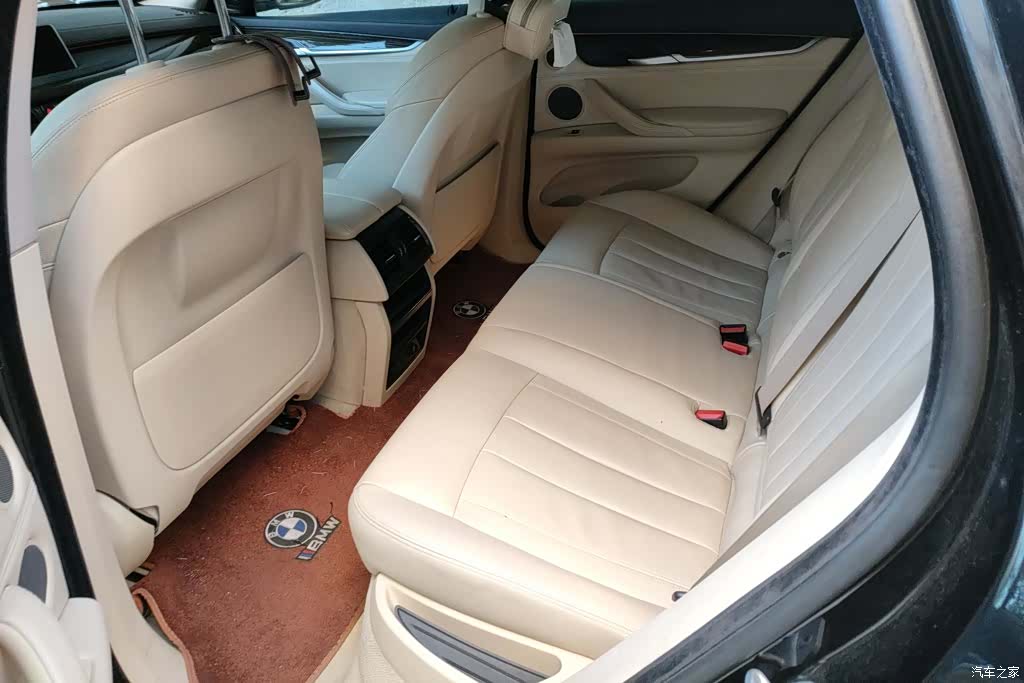 BMW X6, 2015 11