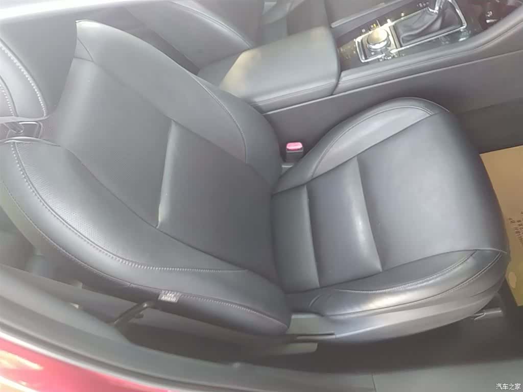 Mazda Mazda3, 2022 25
