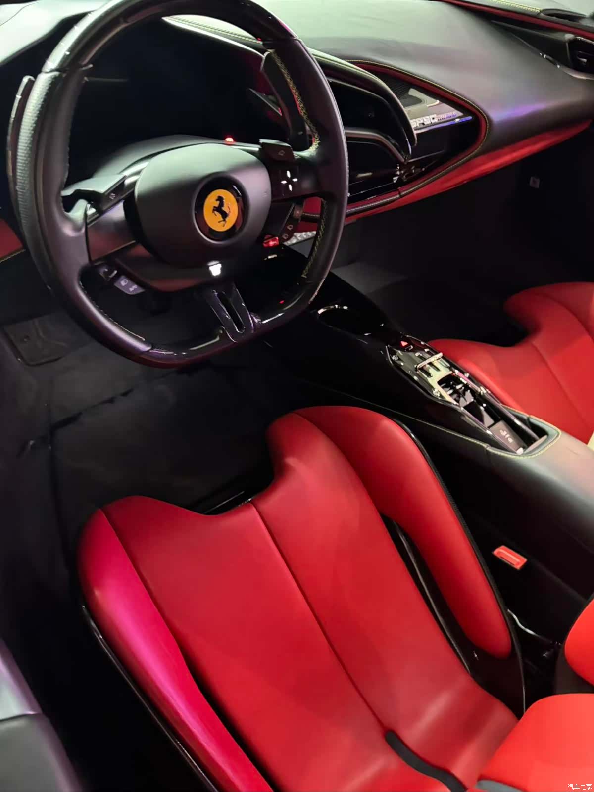Ferrari SF90, 2022 7