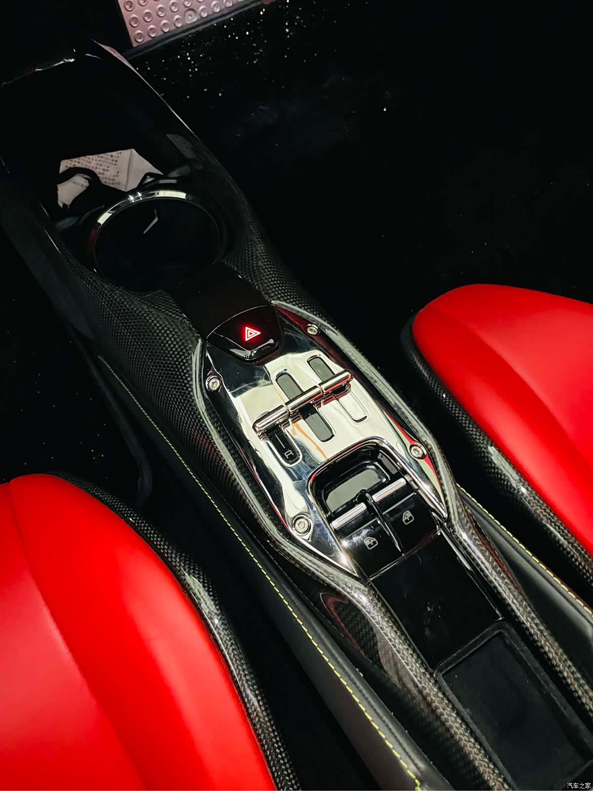 Ferrari SF90, 2022 8