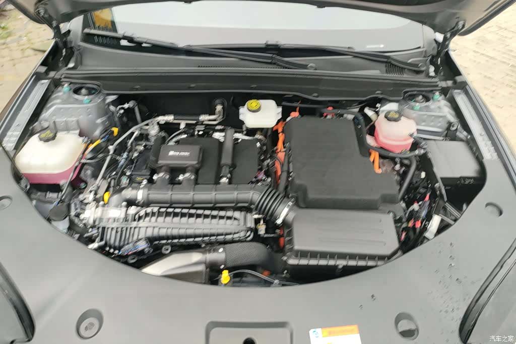 BYD Qin, 2025 10