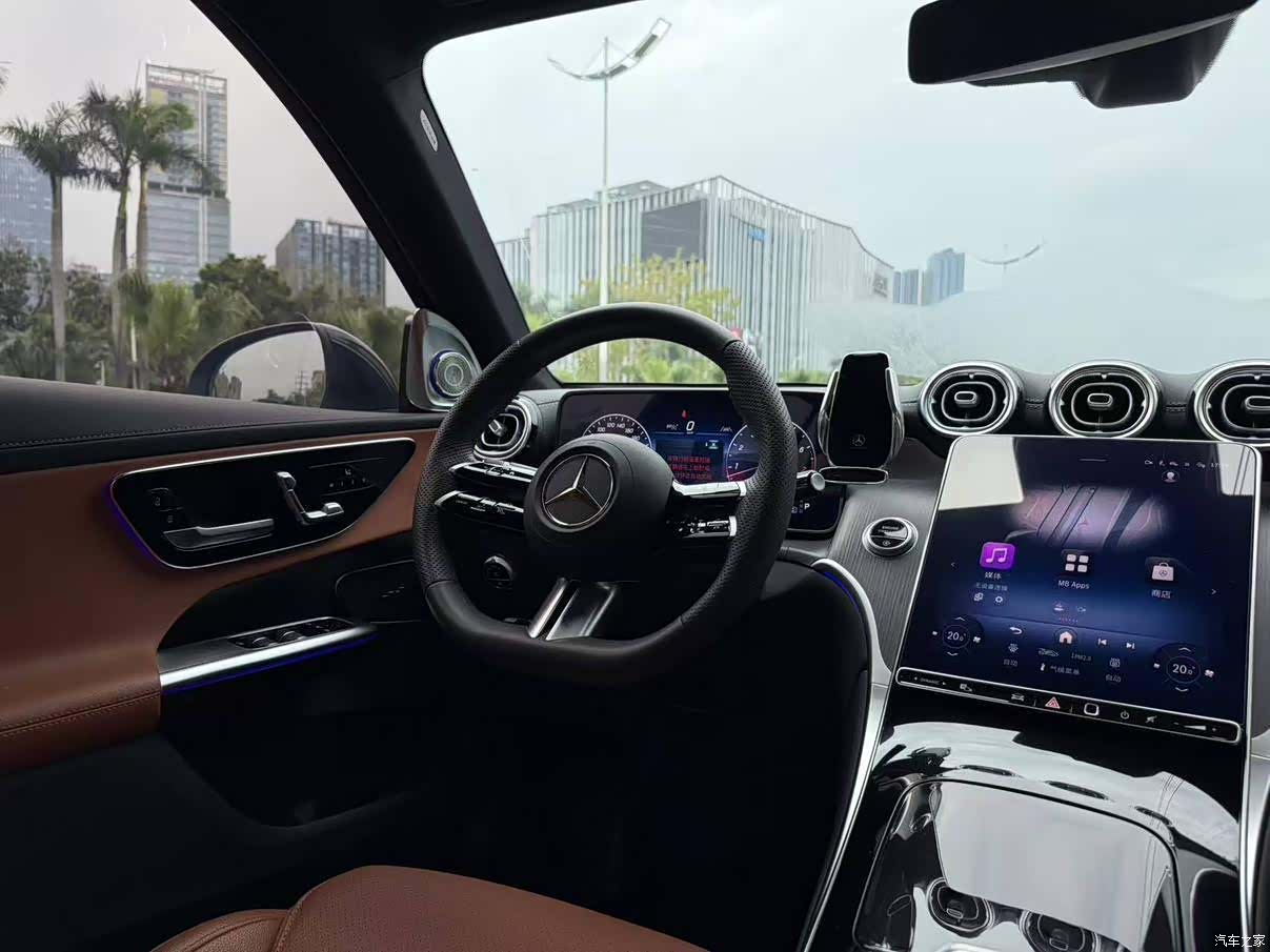 Mercedes-Benz GLC, 2025 9