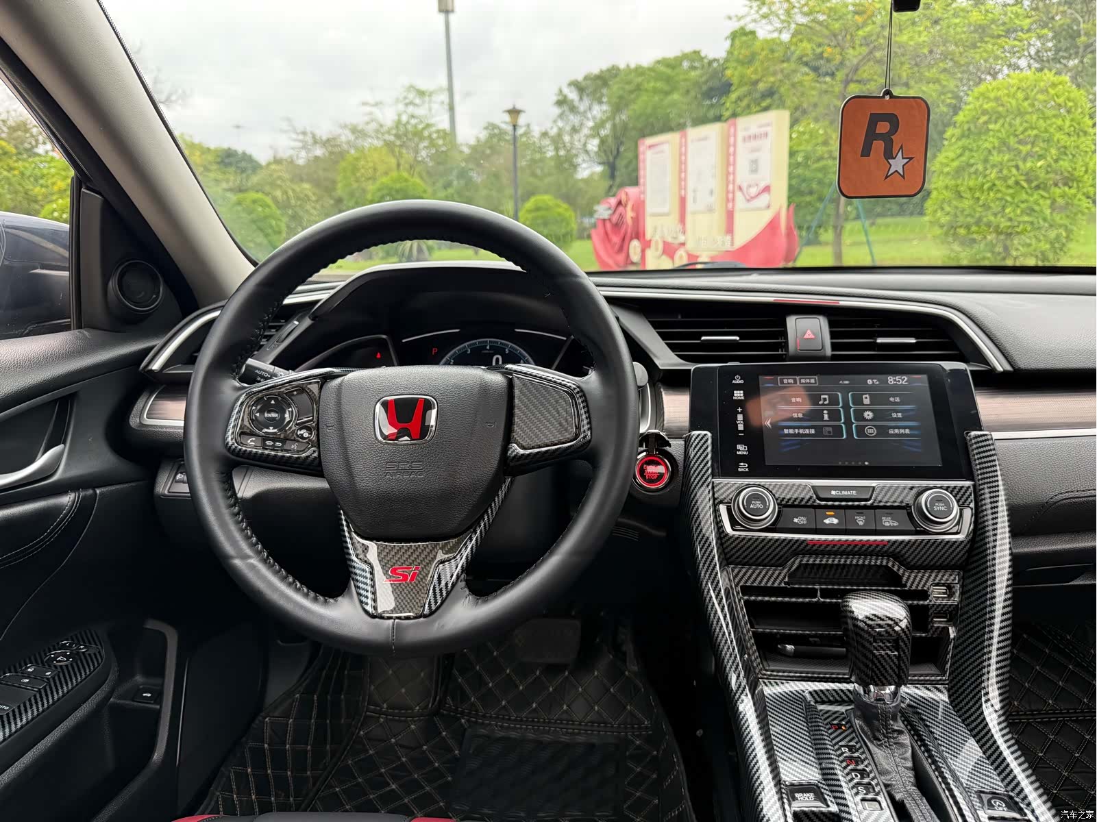 Honda Civic, 2019 12