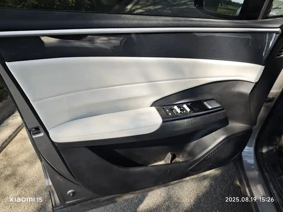 Geely Galaxy Galaxy L7