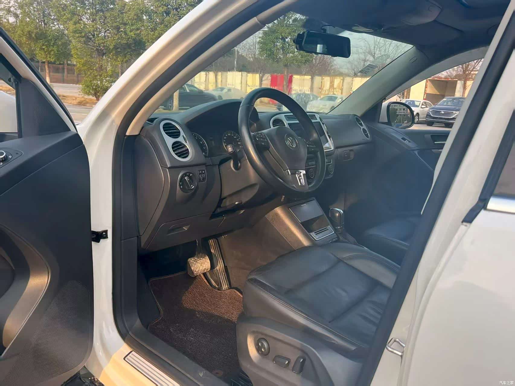 Volkswagen Tiguan, 2012 9