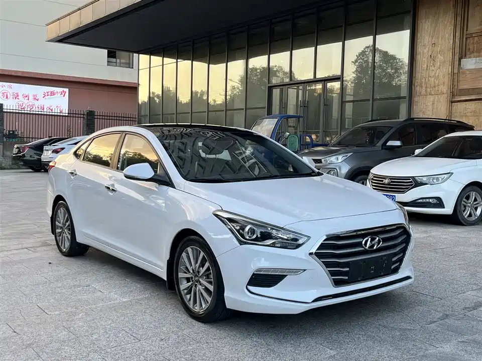 Hyundai Name picture
