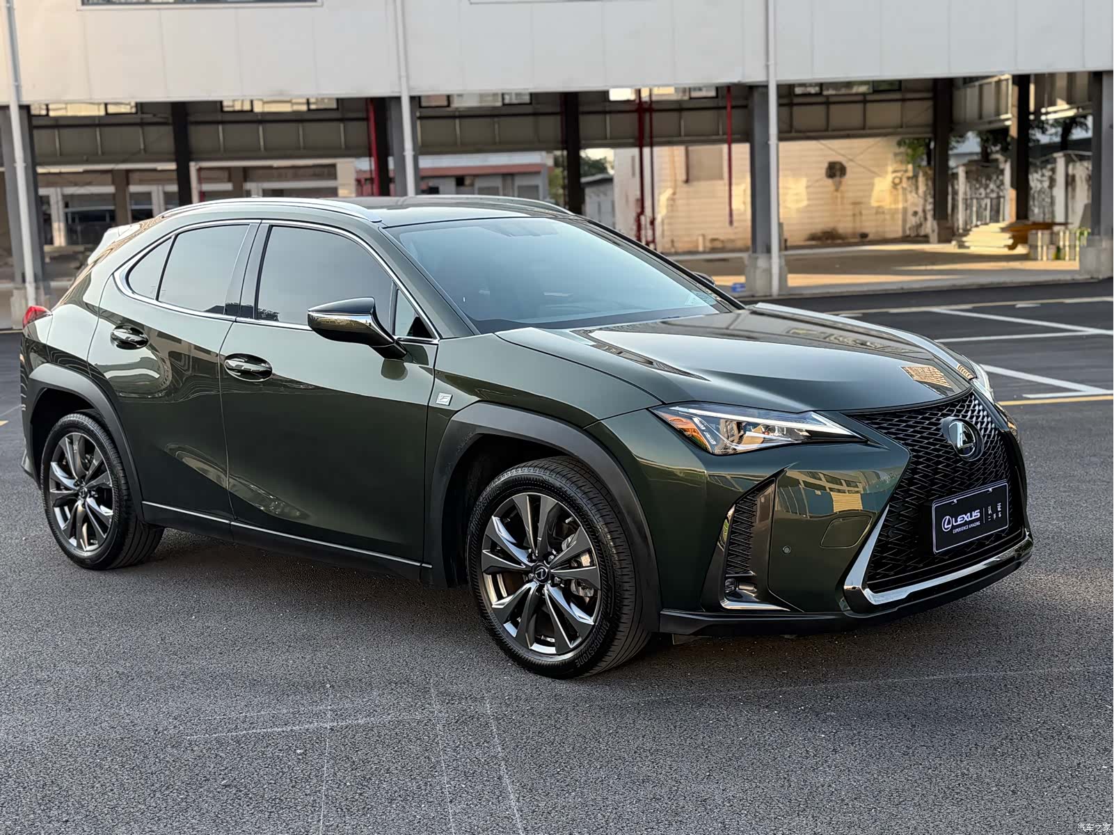 Lexus UX, 2020 3