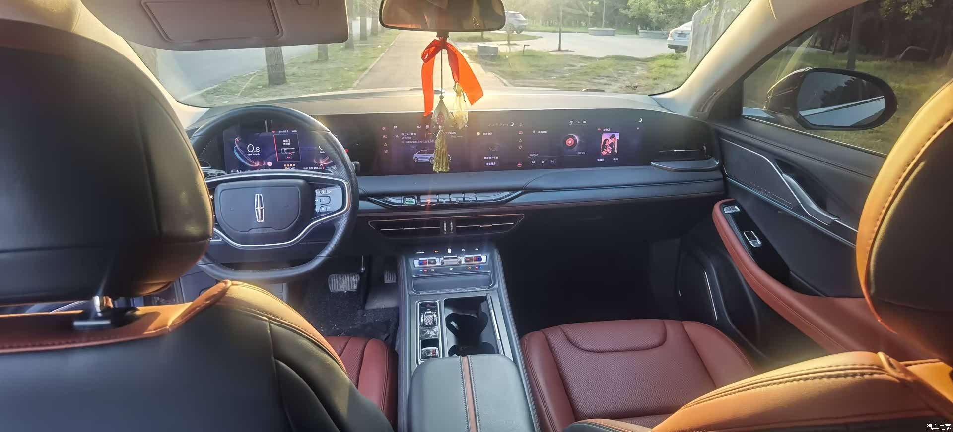 Lincoln Z, 2024 все фото