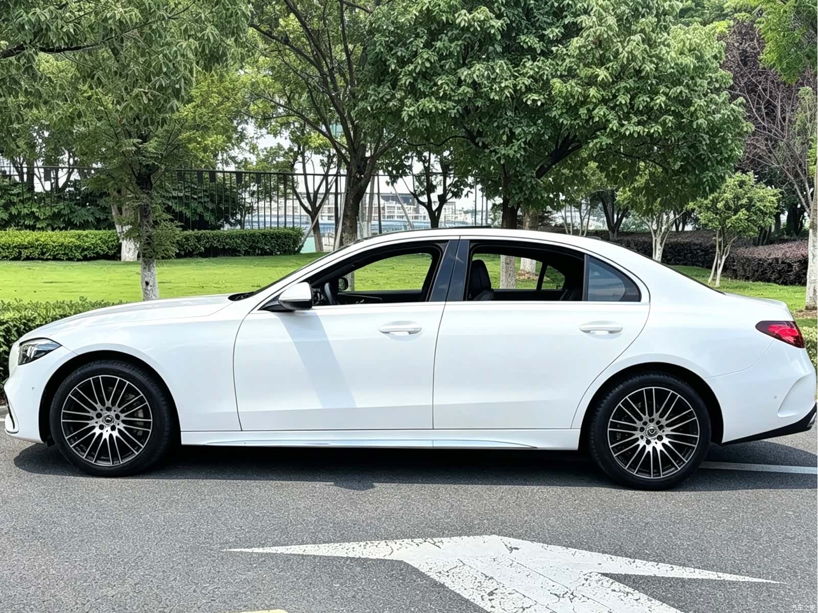 Mercedes-Benz C-Class, 2021 15