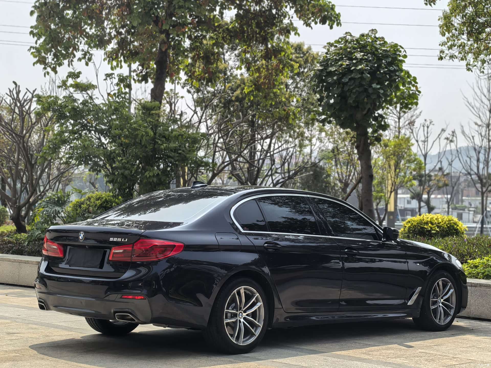 BMW 5 Series, 2020 11