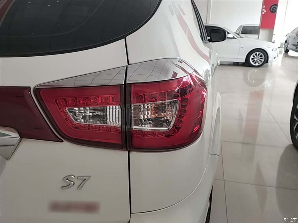 BYD S7, 2015 7