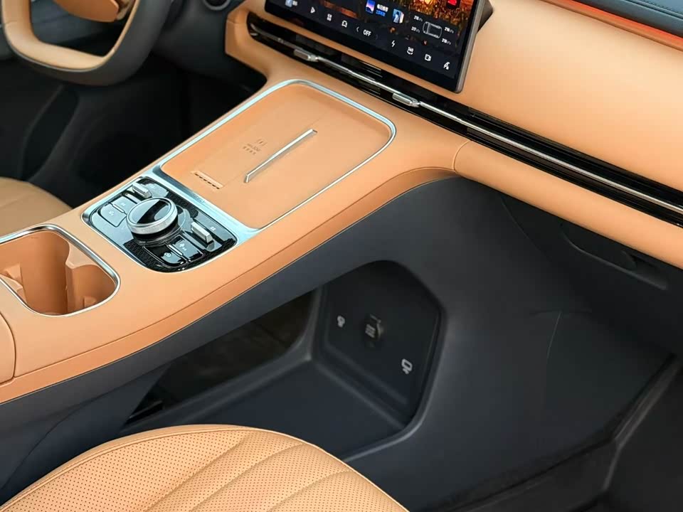 Geely Galaxy Galaxy Starship 7