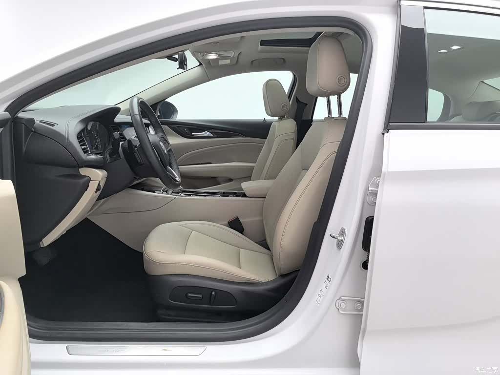 Buick Regal, 2021 10