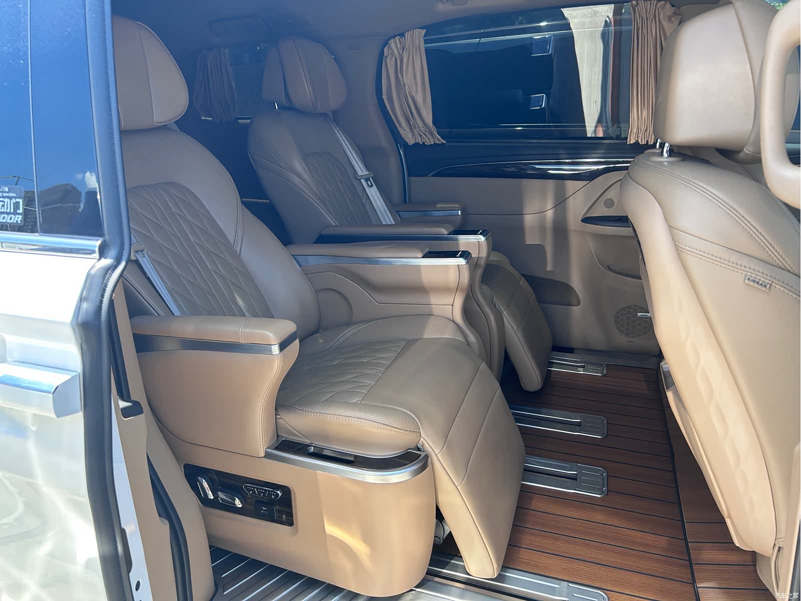 Buick GL8, 2019 все фото