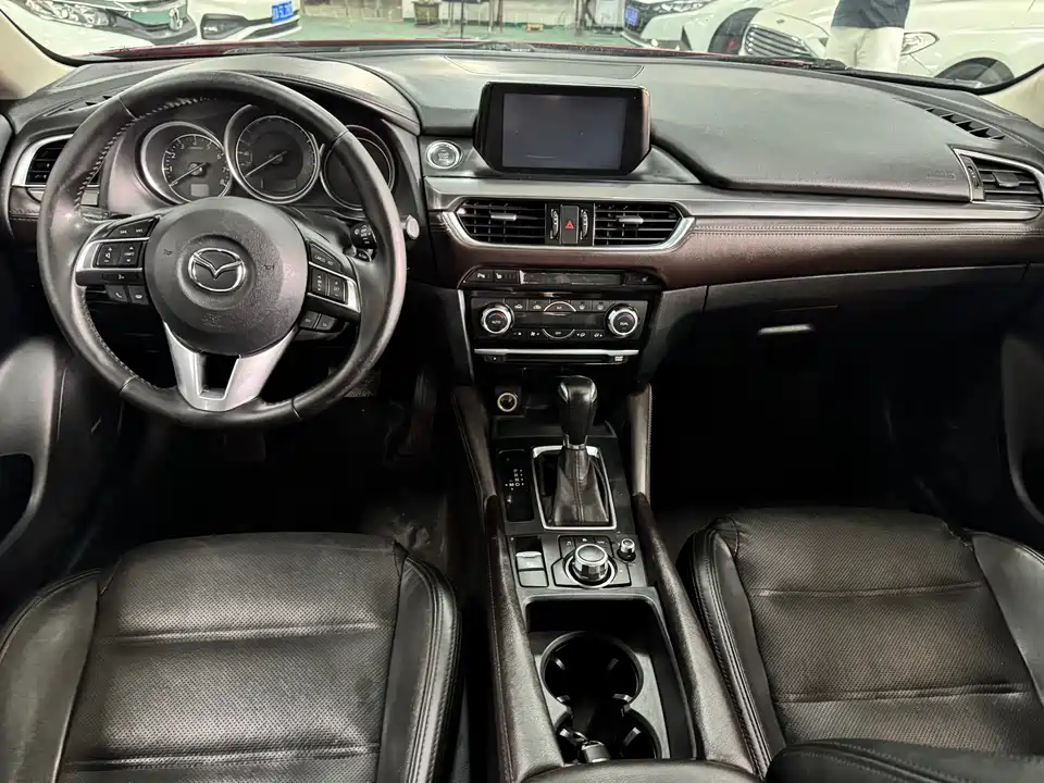 Mazda Atez