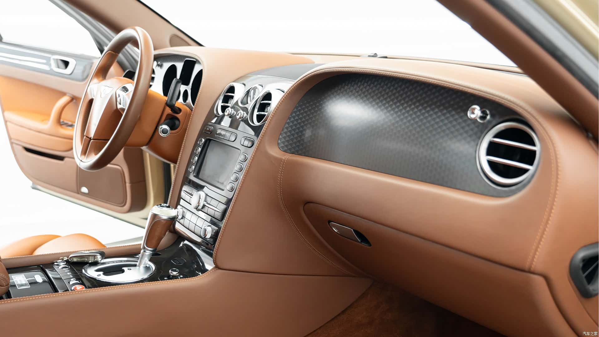 Bentley Flying Spur, 2011 11