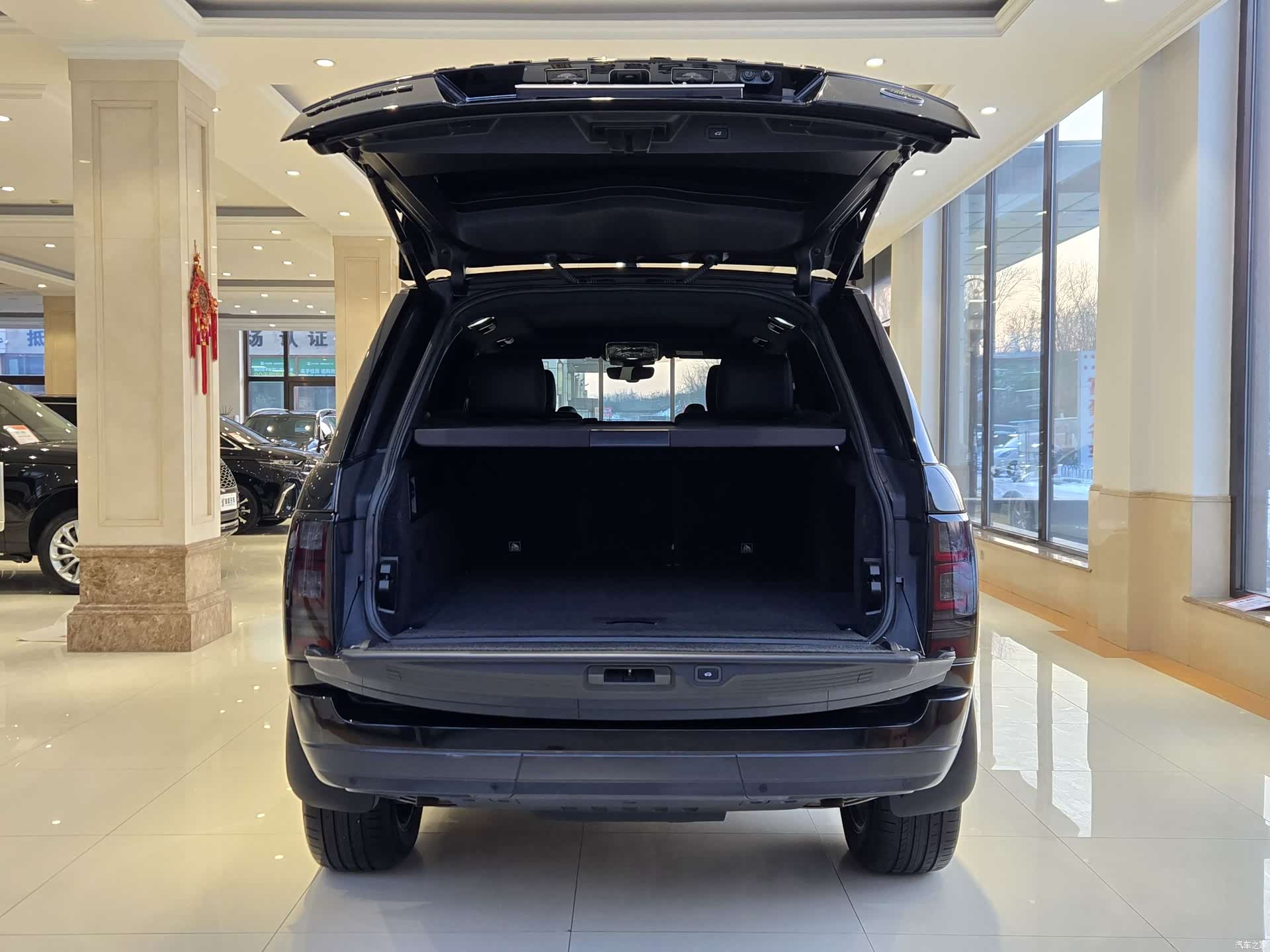 Land Rover Range Rover, 2018 все фото