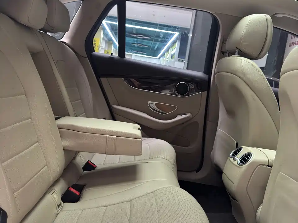 Mercedes-Benz GLC Mercedes-Benz GLC