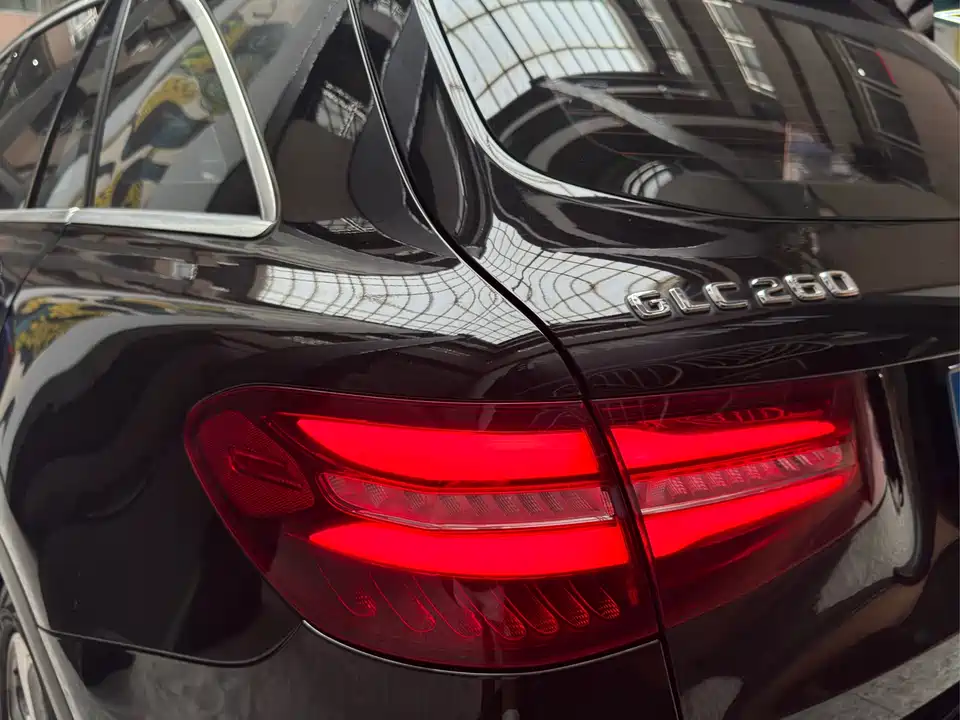 Mercedes-Benz GLC Mercedes-Benz GLC