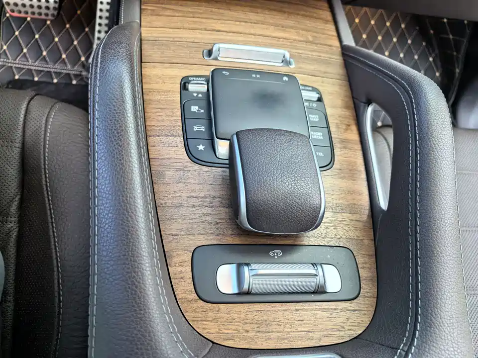 Mercedes-Benz GLS Mercedes-Benz GLS