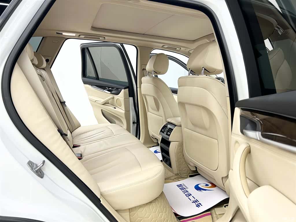BMW X5, 2015 8