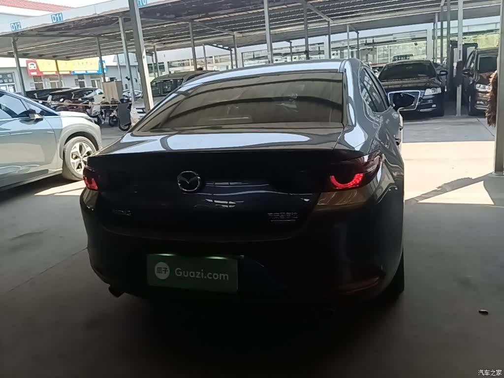 Mazda Mazda3, 2023 6