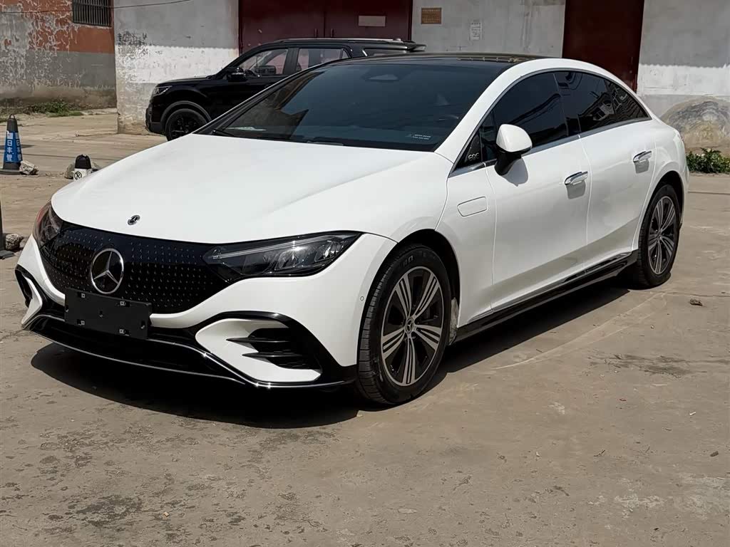Mercedes-Benz EQE