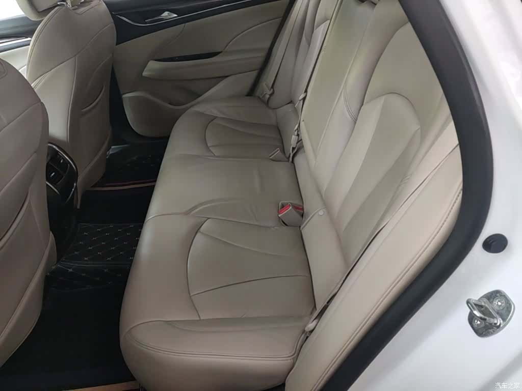 Buick LaCrosse, 2017 17
