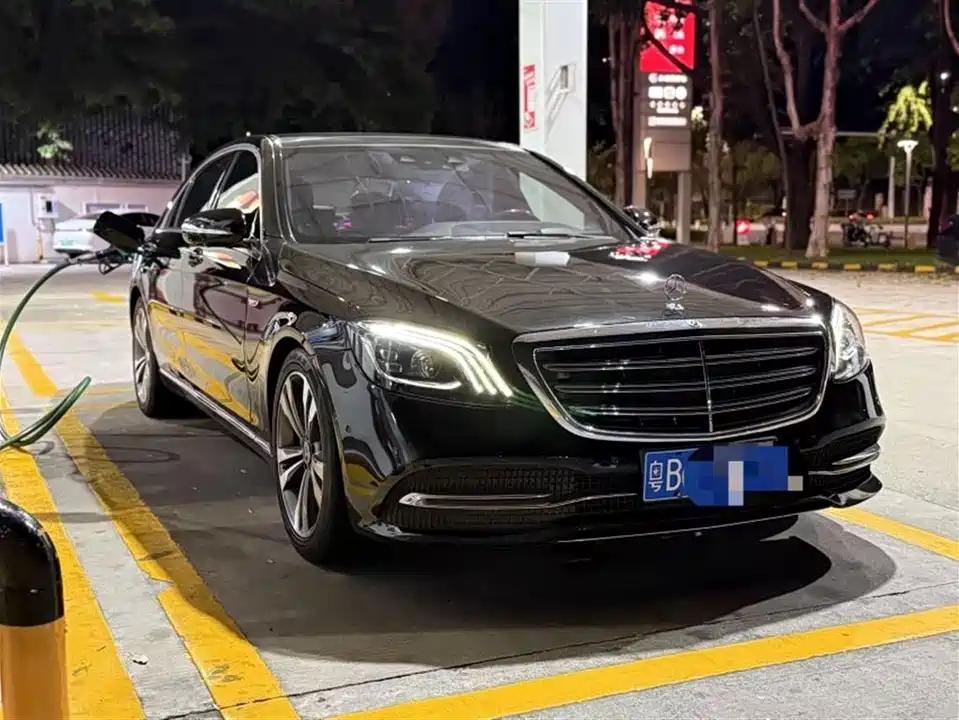 Mercedes-Benz S-class Mercedes-Benz S-class