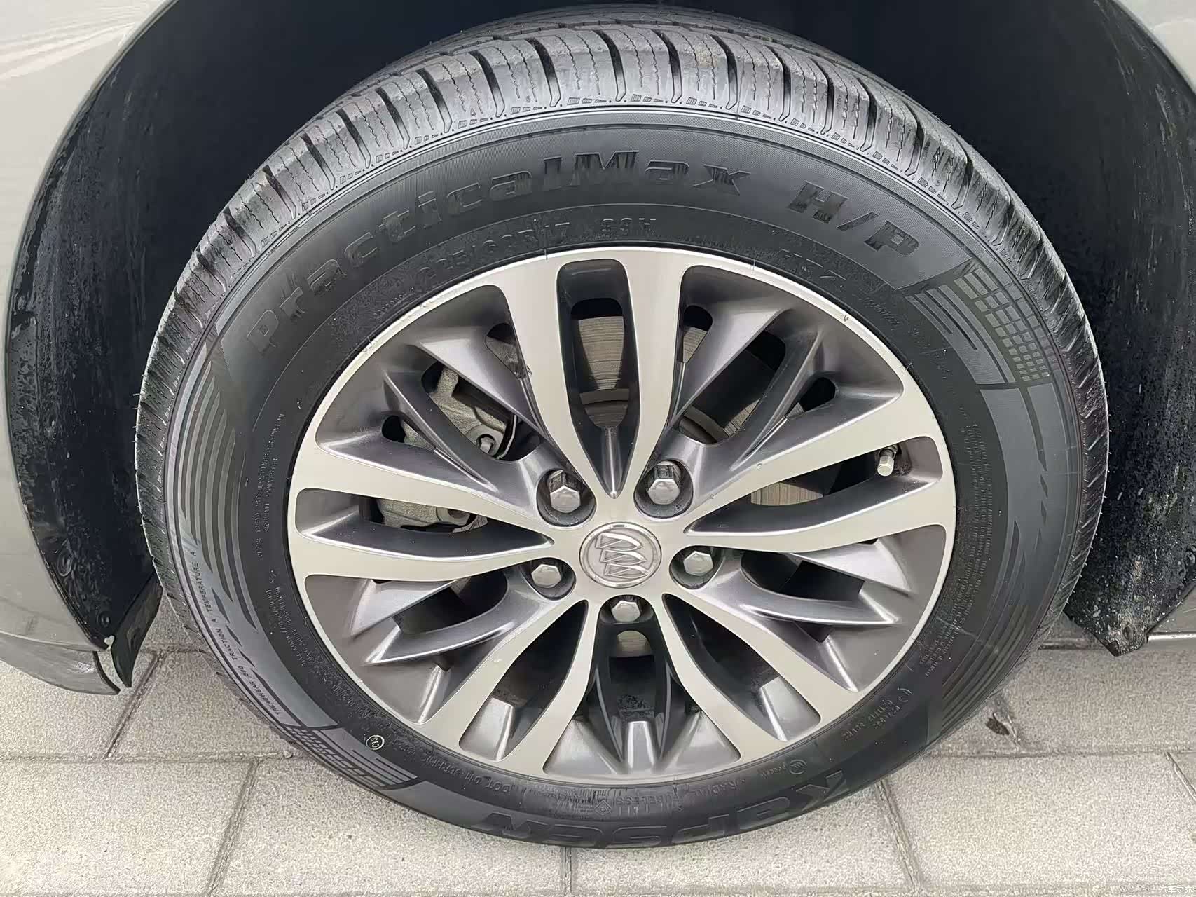 Buick GL8, 2017 11