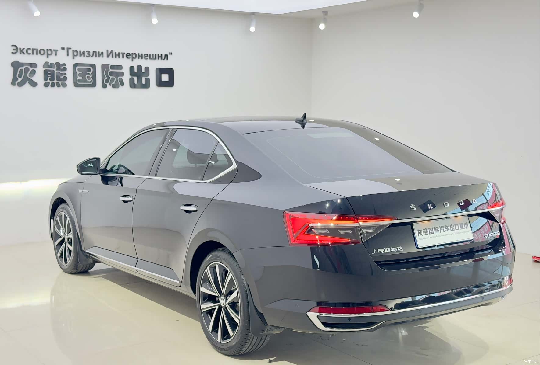 Skoda Superb, 2023 6