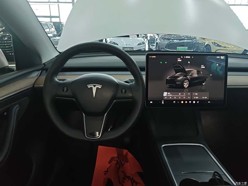 Tesla Model Y, 2022 14