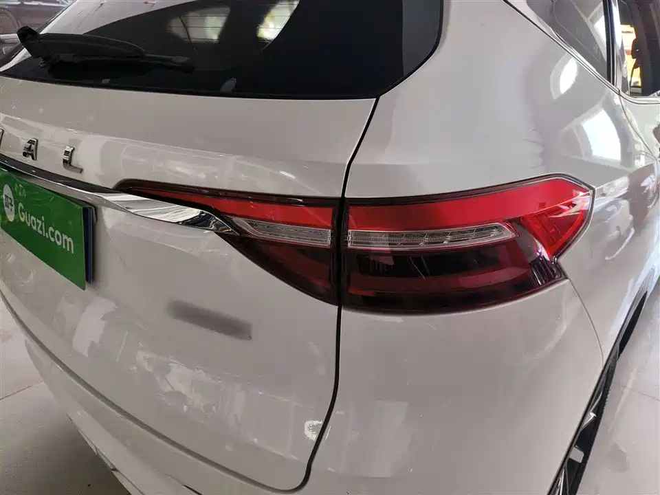 Haval F7