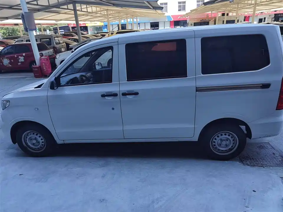 Wuling Wuling Hongguang V