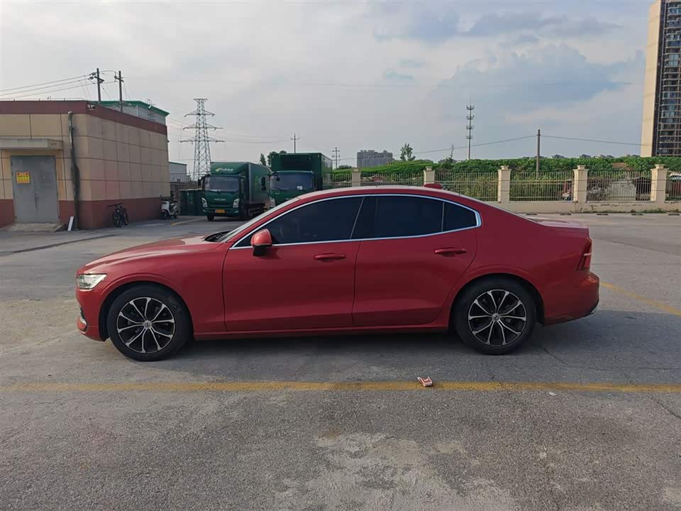 Volvo S60