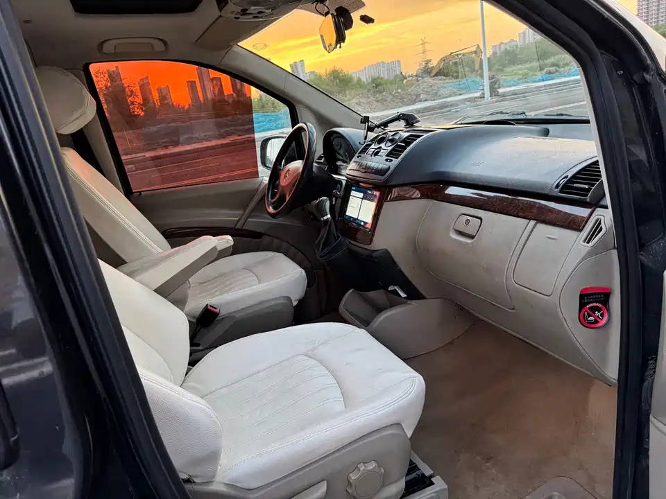 Mercedes-Benz Viano