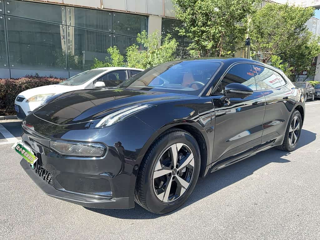 Zeekr 001
