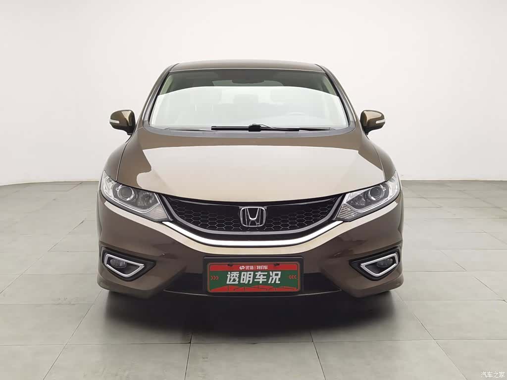 Honda Jade, 2014 3