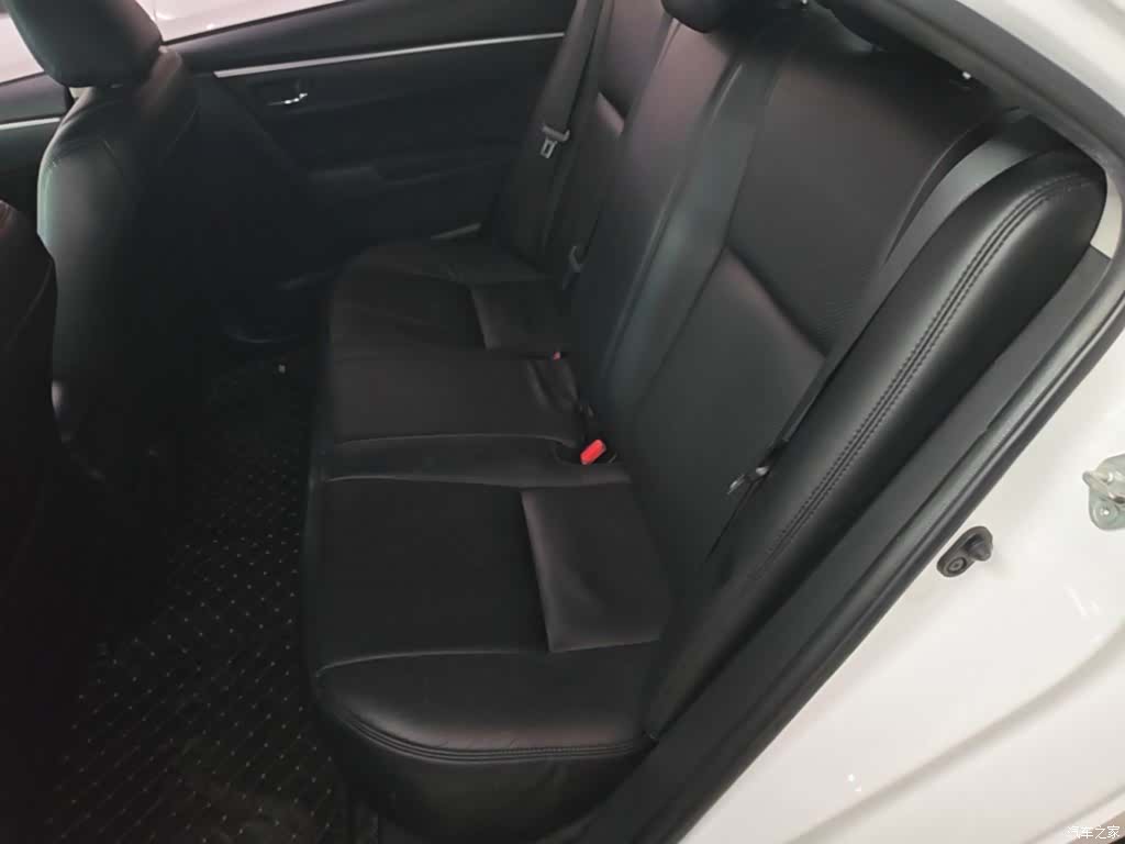 Toyota Corolla, 2018 17