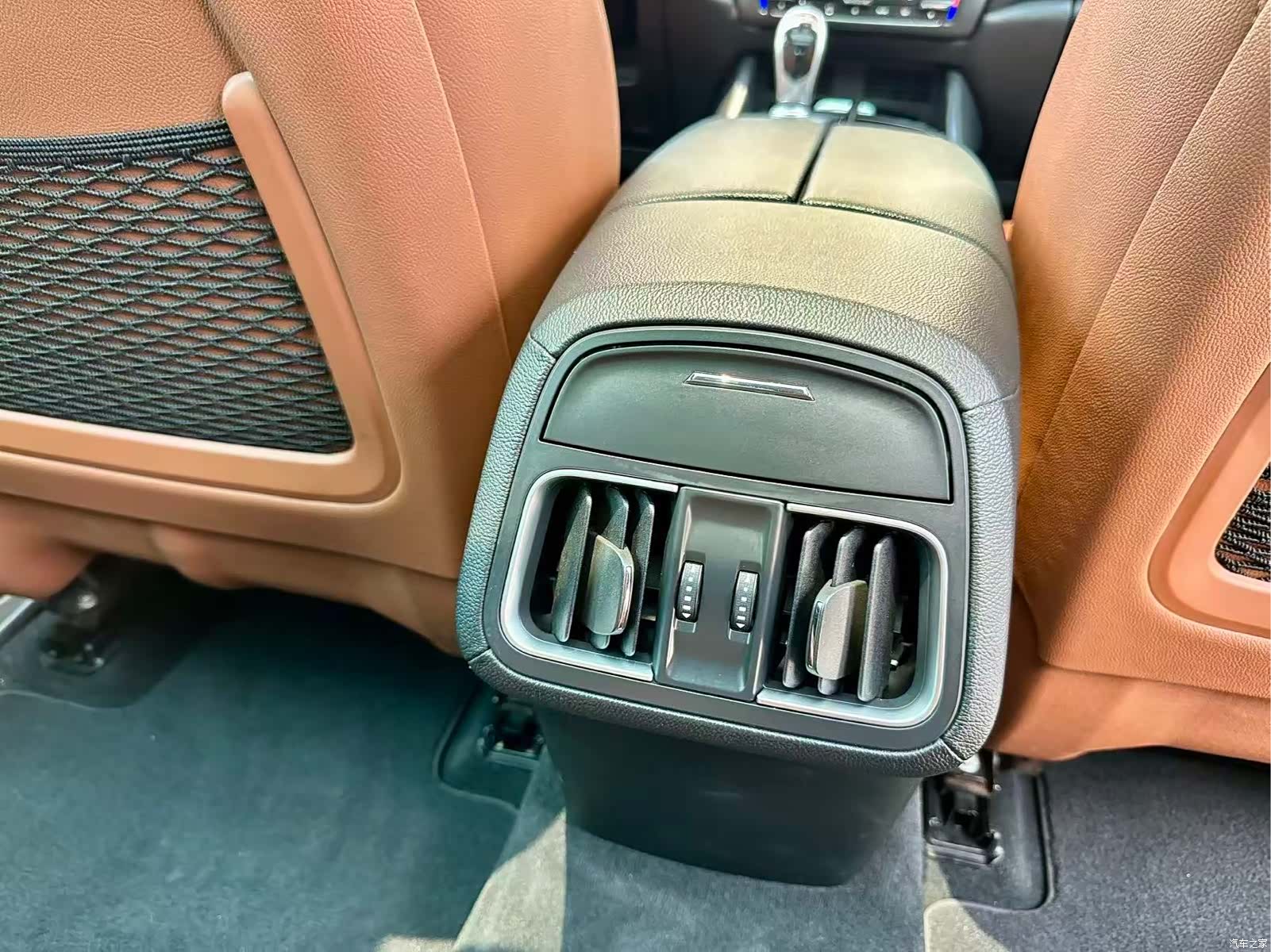 Maserati Levante, 2016 9