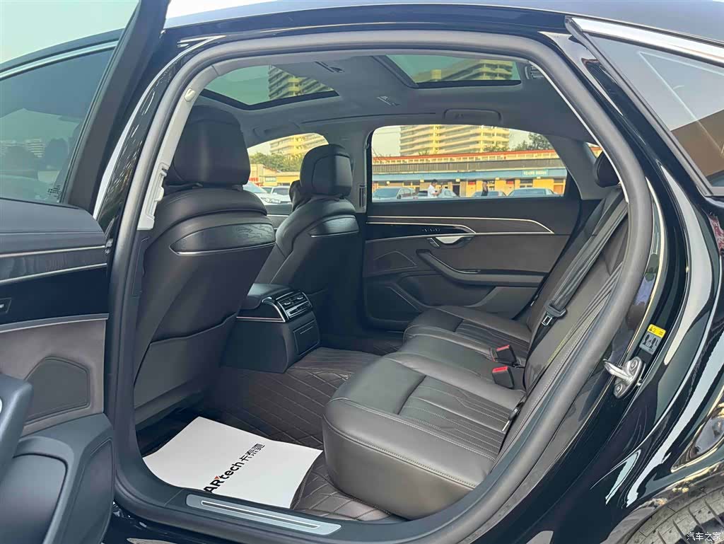 Audi A8L, 2025 14