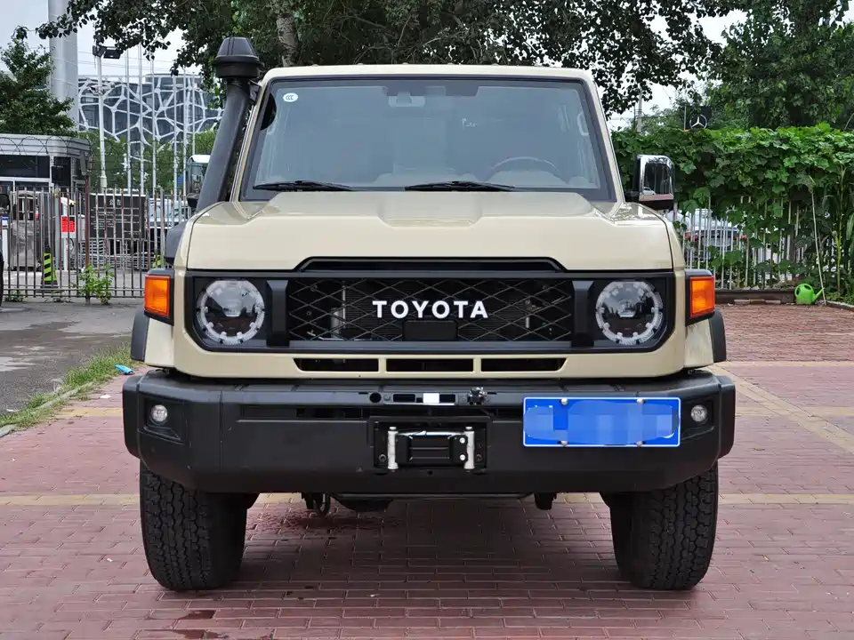 Toyota Land Cruiser Toyota Land Cruiser