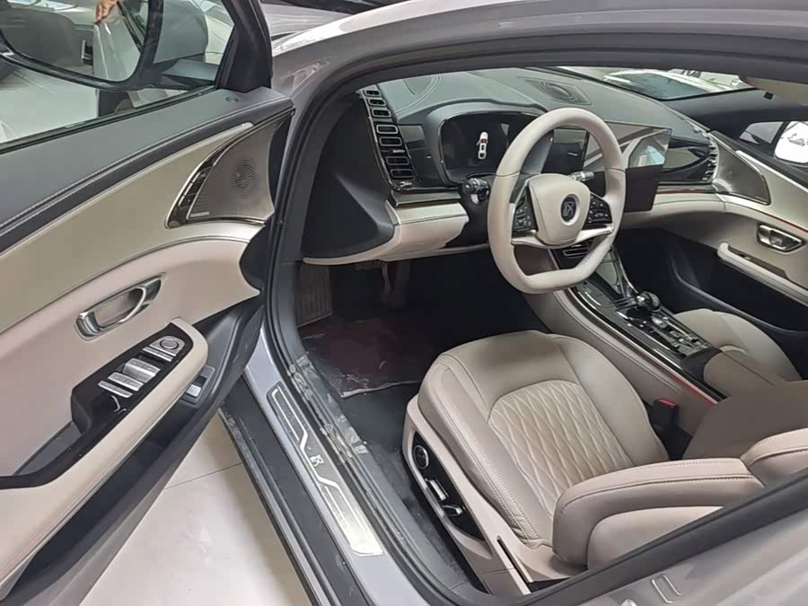 BYD Han 2026, фото 16