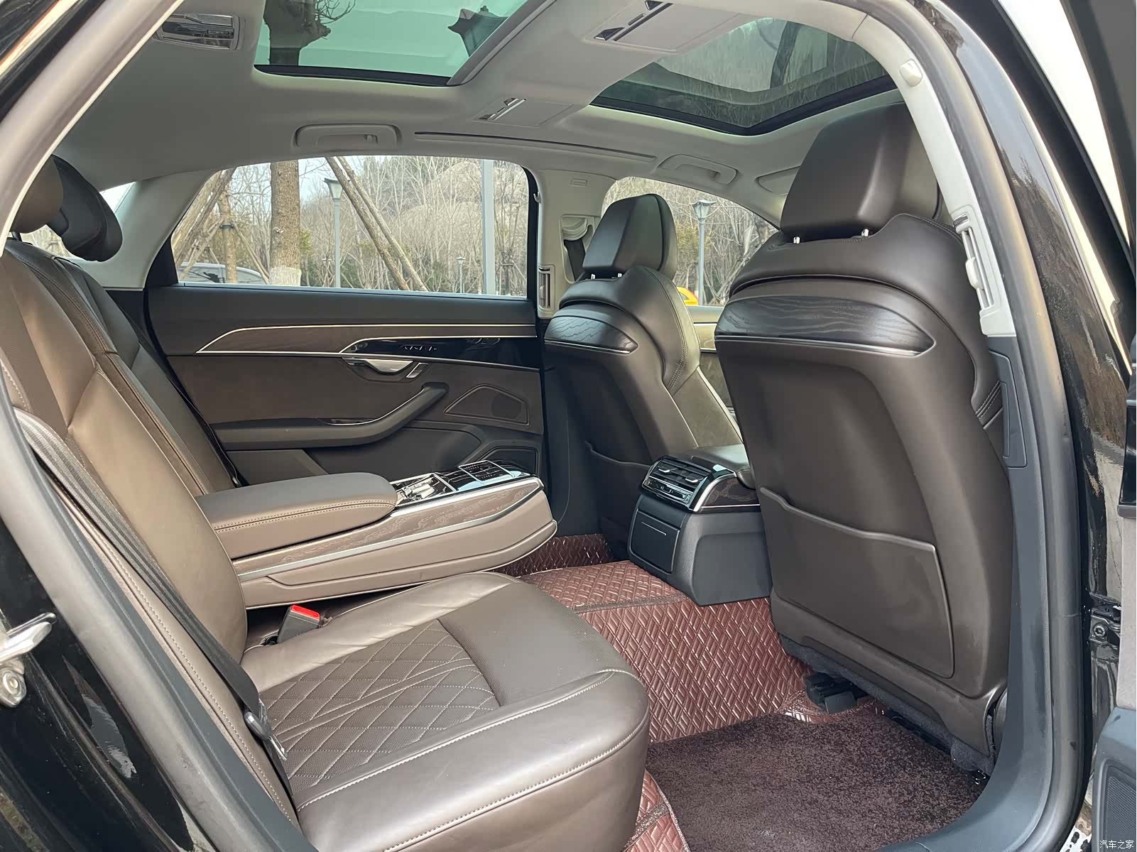 Audi A8L, 2021 11