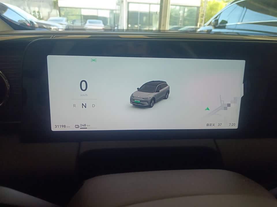 Leapmotor C11
