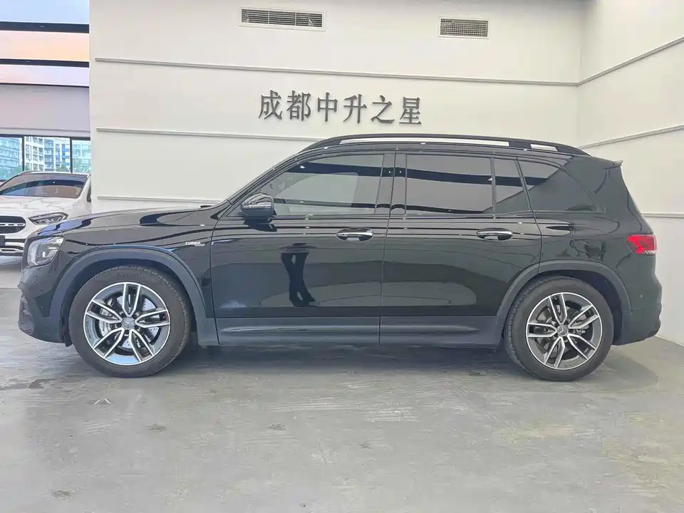 Mercedes-Benz GLB AMG