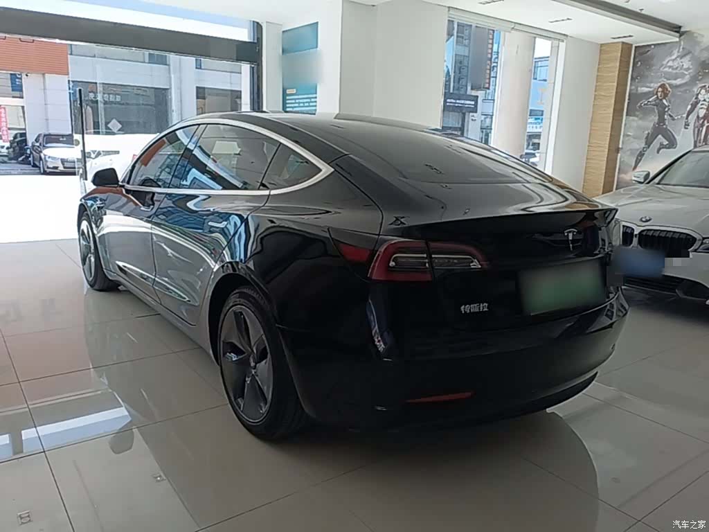 Tesla Model 3, 2021 все фото