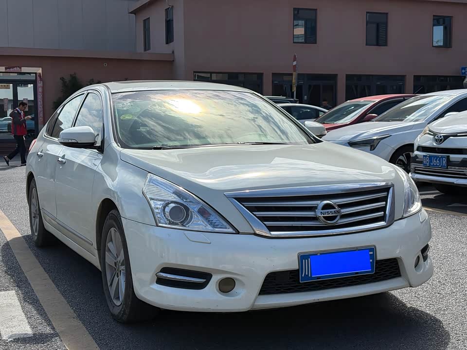 Nissan Teana